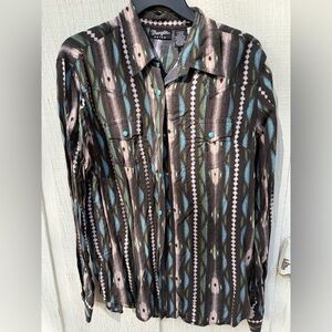 Women’s Wrangler Southwestern Pearl Snap L/S Large